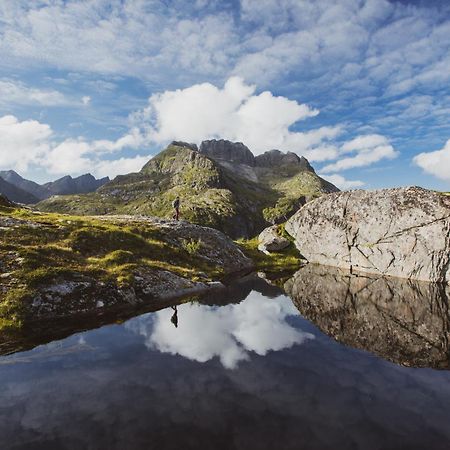 Lofoten Planet Basecamp Villa Sørvågen Екстериор снимка