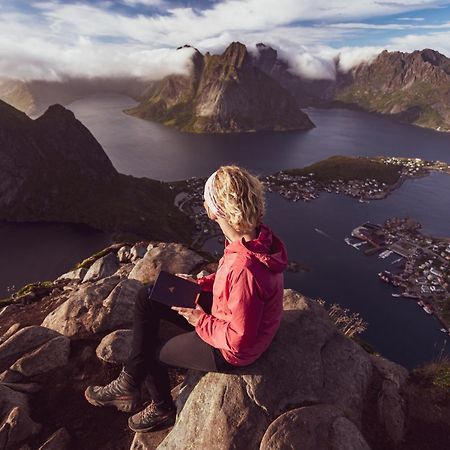 Lofoten Planet Basecamp Sørvågen Екстериор снимка