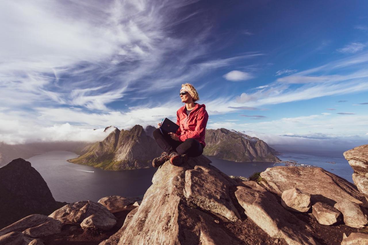 Lofoten Planet Basecamp Villa Sørvågen Екстериор снимка