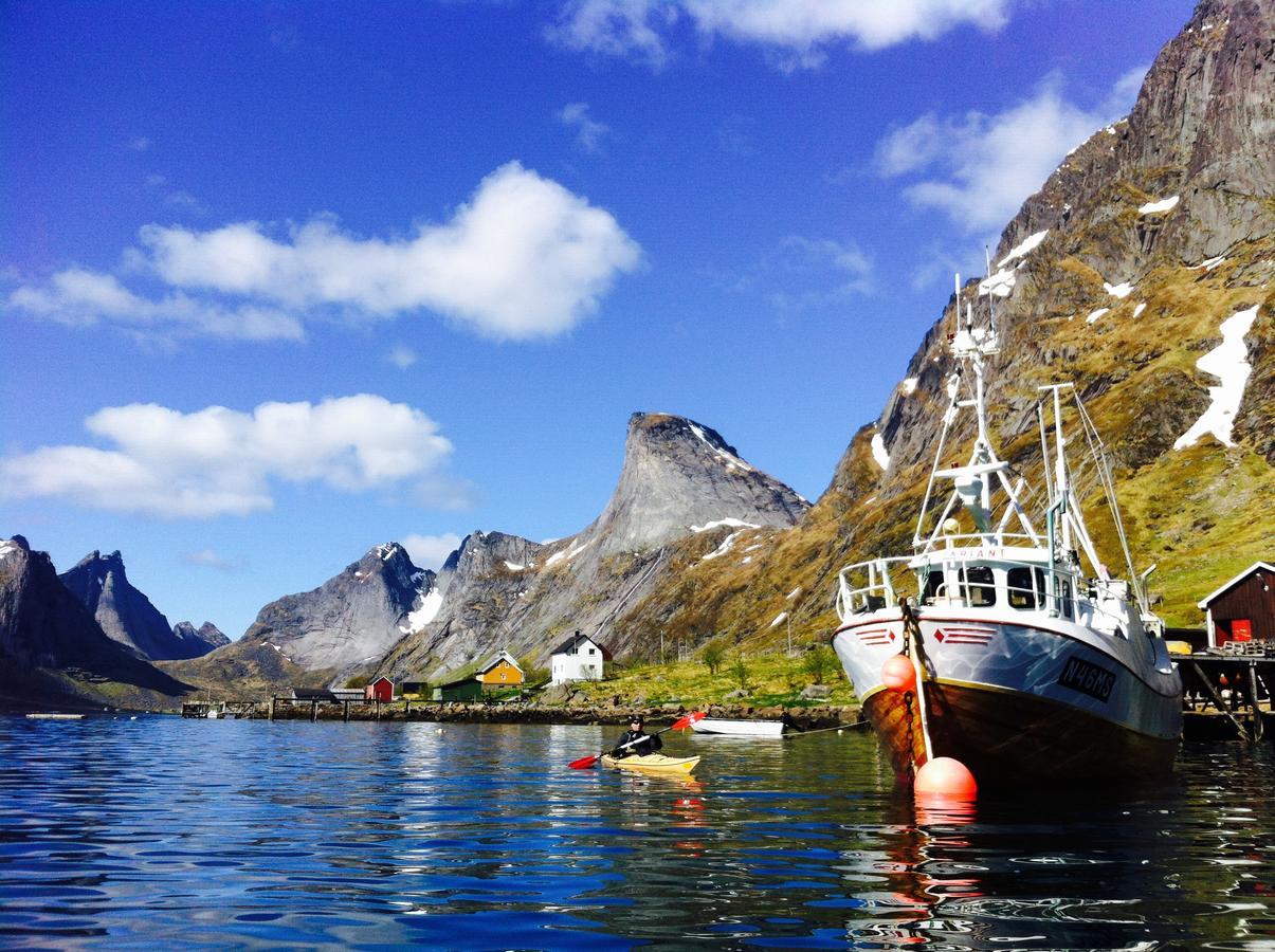 Lofoten Planet Basecamp Villa Sørvågen Екстериор снимка